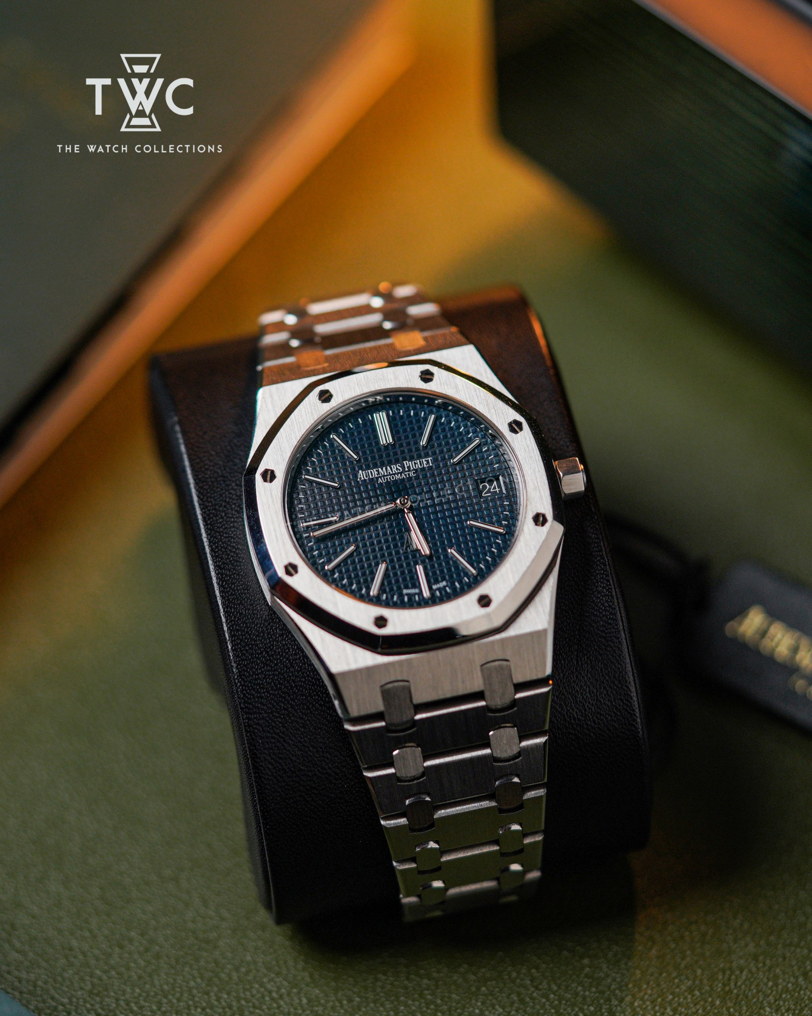 15202ST Royal Oak Jumbo 39 (Pre-owned 2017) - Image 2