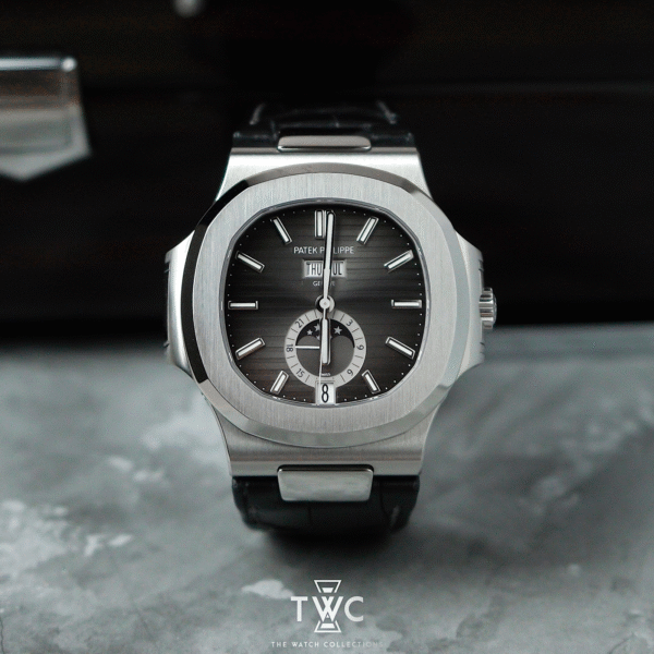 NAUTILUS ANNUAL CALENDAR STAINLESS STEEL 5726A - Image 3