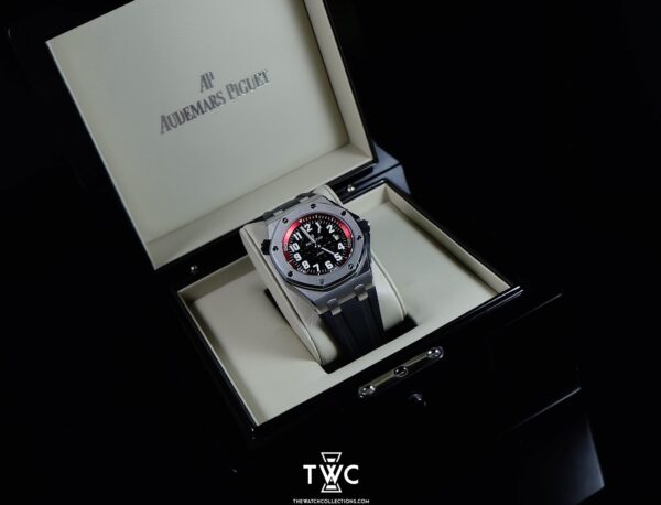 ROYAL OAK OFFSHORE SCUBA RED DIVER 'BOUTIQUE EDITION' - Image 5