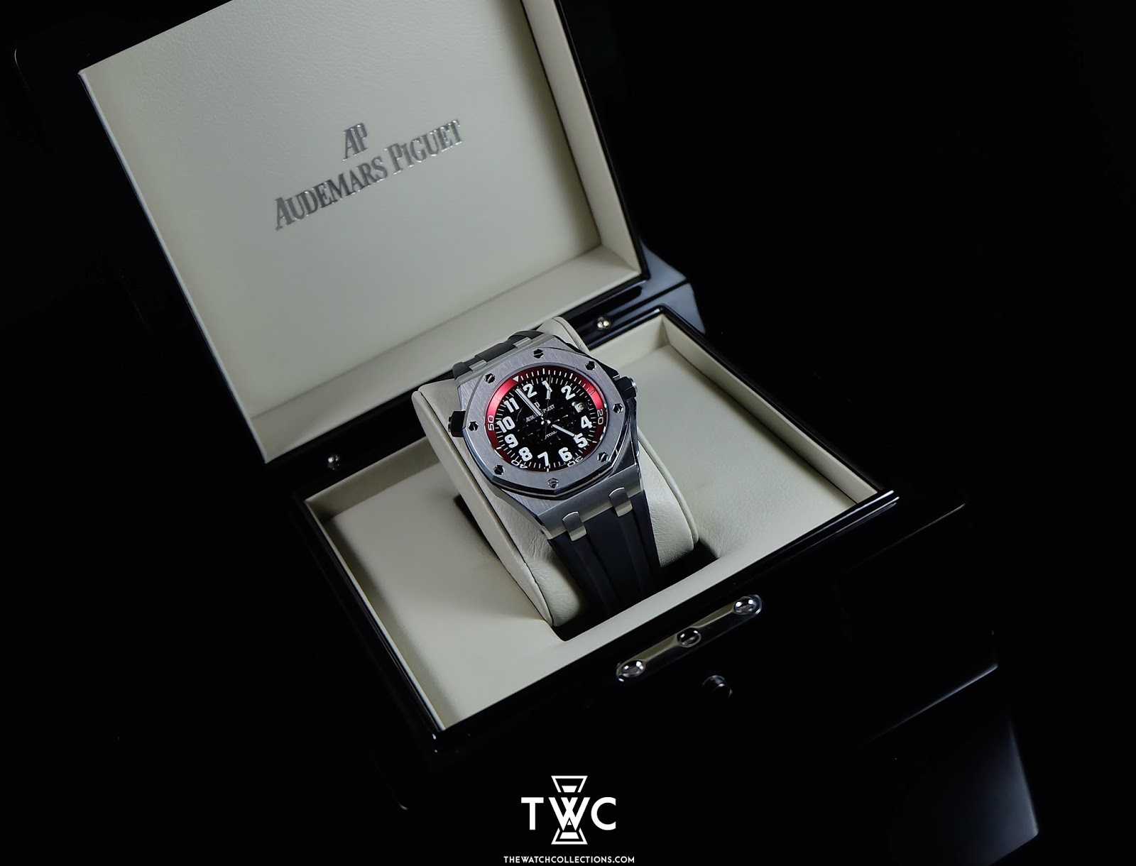 ROYAL OAK OFFSHORE SCUBA RED DIVER 'BOUTIQUE EDITION' - Image 5