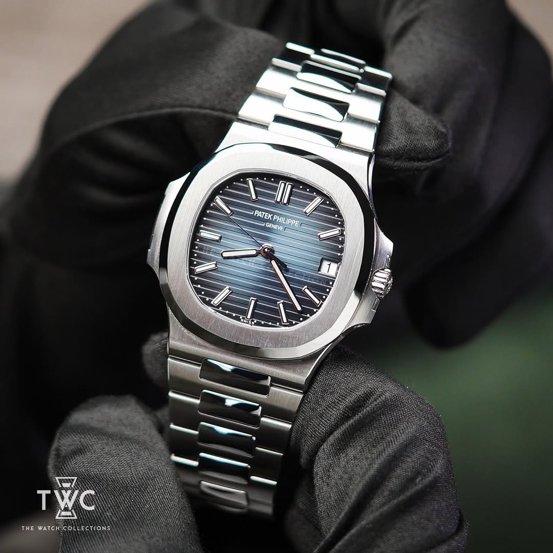 5711/1A Nautilus Blue Dial (New 2023) - Image 2