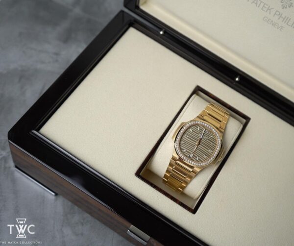 NAUTILUS ROSE GOLD LADIES AUTOMATIC - Image 4