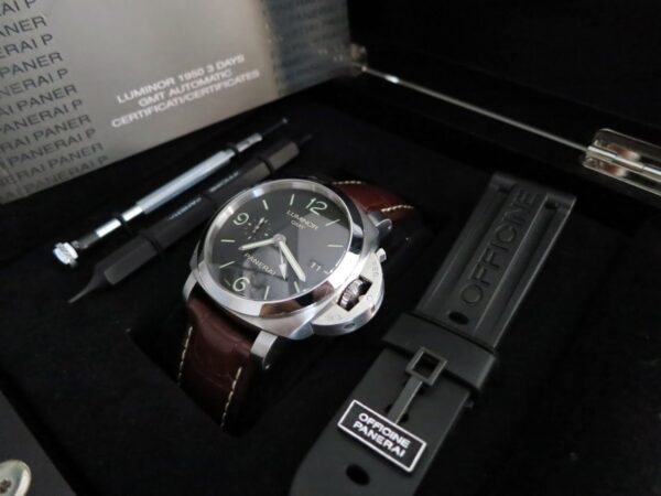 LUMINOR 1950 3 DAYS GMT AUTOMATIC - Image 2