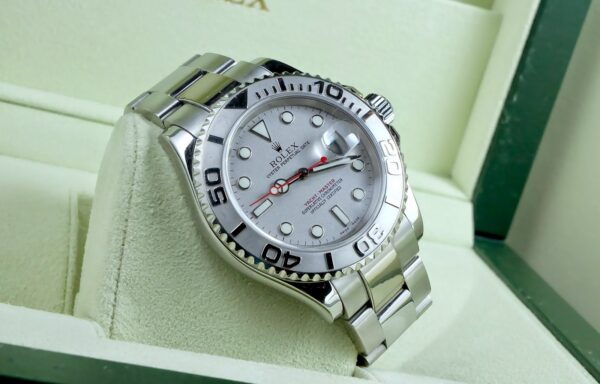 OYSTER PERPETUAL YACHT-MASTER - Image 2