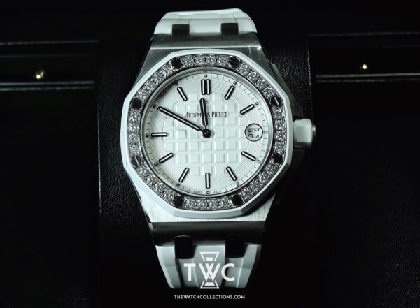 LADIES ROYAL OAK OFFSHORE QUARTZ DIAMOND - Image 3