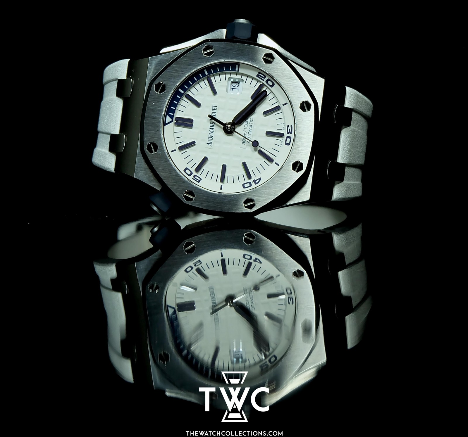 ROYAL OAK OFFSHORE DIVER EXCLUSIVE BOUTIQUE EDITION *SIHH 2017 - Image 3